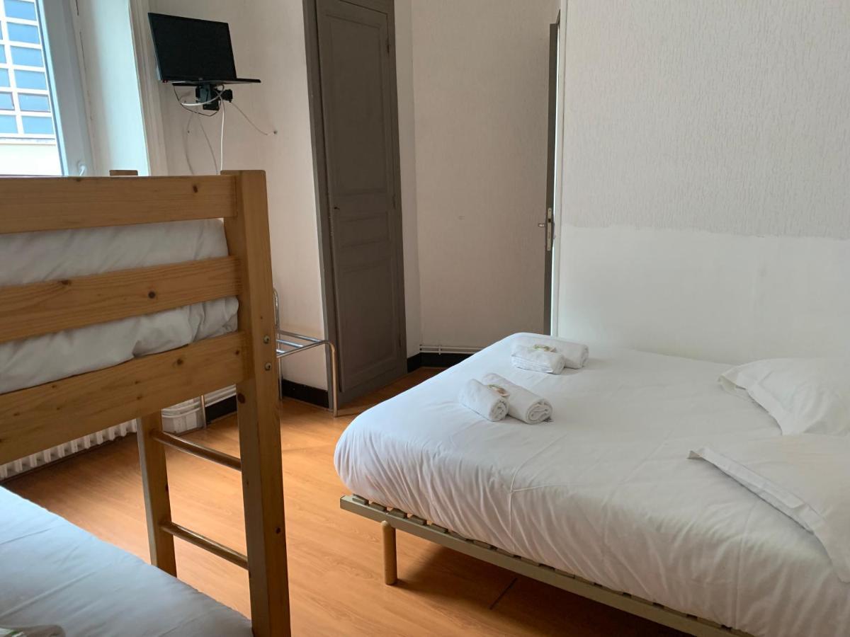 Le Pourquoi Pas Hotel *